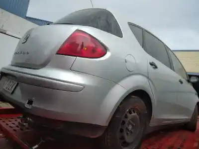 Sloopvoertuig seat toledo (5p2) stylance / style van het jaar 2004 aangedreven bkd