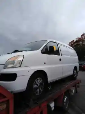 Veículo de Sucata HYUNDAI H 1 H 1 Furg.caja cerr.c. puerta do ano 2006 alimentado D4BH