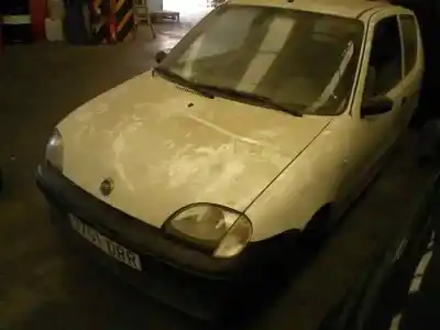 Verschrottungsfahrzeug fiat seicento (187) active des jahres 2002 angetrieben 187a1000