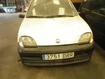 Verschrottungsfahrzeug fiat seicento (187) active des jahres 2002 angetrieben 187a1000