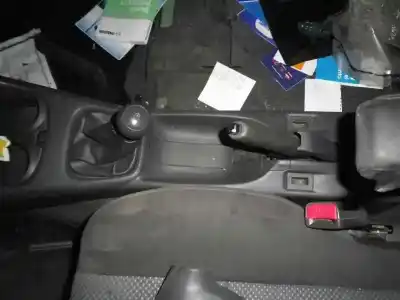 Veículo de Sucata mazda premacy (cp) 2.0 td do ano 2002 alimentado rf piezas