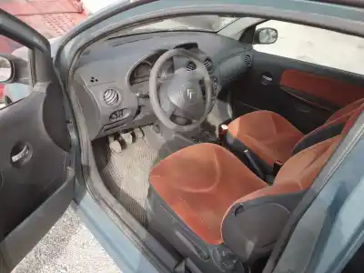 Здавання транспортного засобу citroen c2 sx року 2004 потужний 8hx