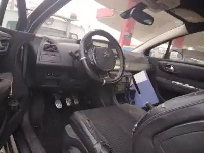 Veicolo di demolizione citroen c4 coupe vts dell'anno 2006 alimentato 9hy