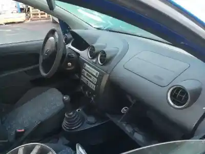 Verschrottungsfahrzeug ford fiesta (cbk) ghia des jahres 2003 angetrieben a9jb