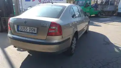 Veículo de Sucata skoda octavia berlina (1z3) 1.9 tdi do ano 2005 alimentado bjb