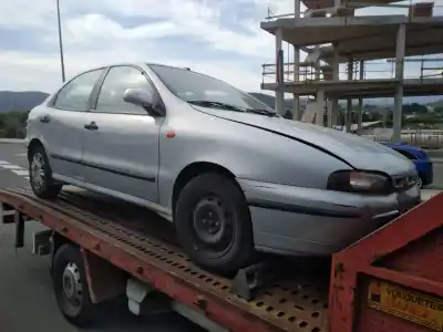 Veicolo di demolizione FIAT BRAVA (182) 1.2 16V CAT dell'anno 2000 alimentato 188A5000