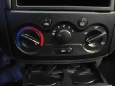 Veículo de Sucata daewoo kalos (klas) 1.2 do ano 2004 alimentado b12s1