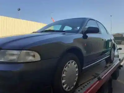 Veicolo di demolizione AUDI A4 BERLINA (B5) 1.8 dell'anno 1995 alimentato ADR
