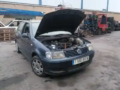 Scrapping Vehicle volkswagen                                         polo berlina (6n2)                                                                                                                                                                                                                                         trendline                                                                                                                                                                                                                                                  of the year 2001 powered amf