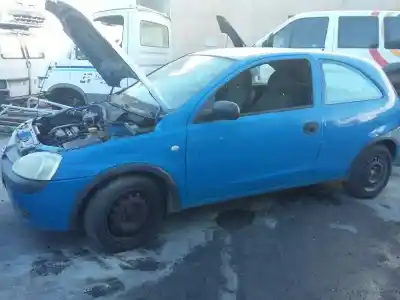 Vehicul casat opel corsa c club al anului 2002 alimentat z10xe