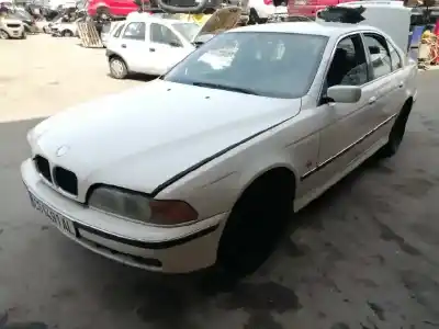 Veículo de Sucata bmw serie 5 berlina (e39) 2.0 24v do ano 1997 alimentado 206s3