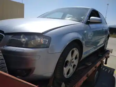 Veículo de Sucata audi a3 (8p) 1.6 fsi ambiente 116 cv / 85 kw do ano 2004 alimentado bag