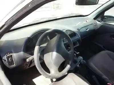 Veículo de Sucata citroen saxo 1.1 sx do ano 1999 alimentado hdz