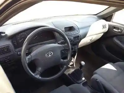 Sloopvoertuig toyota corolla (e11) 1.4 linea terra van het jaar 2000 aangedreven 4zzfe