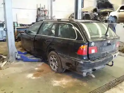 Veículo de Sucata bmw serie 5 touring (e39) 525d exclusive do ano 2002 alimentado 256d1