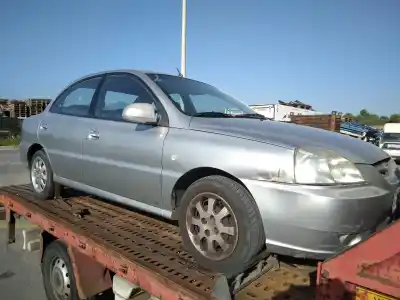 Veículo de Sucata KIA RIO LS Berlina do ano 2004 alimentado A3D