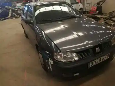 Здавання транспортного засобу seat cordoba berlina (6k2) stella року 2001 потужний aqm