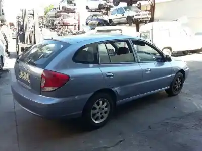 Vehicul casat kia rio ls berlina al anului 2005 alimentat a5d