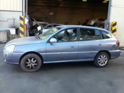Vehicul casat kia rio ls berlina al anului 2005 alimentat a5d