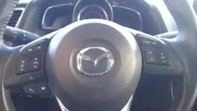 Veículo de Sucata mazda 3 lim. (bl) luxury do ano 2015 alimentado sh
