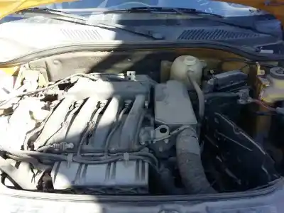 Здавання транспортного засобу renault clio ii fase ii (b/cb0) authentique року 2001 потужний k4jc7