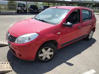 Veículo de Sucata dacia sandero ambiance do ano 2009 alimentado d4ff7