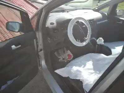 Scrapping Vehicle ford focus c-max (cap) ambiente (d) of the year 2004 powered hwda