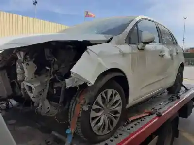 Здавання транспортного засобу citroen c4 lim. feel edition року 2015 потужний hn01