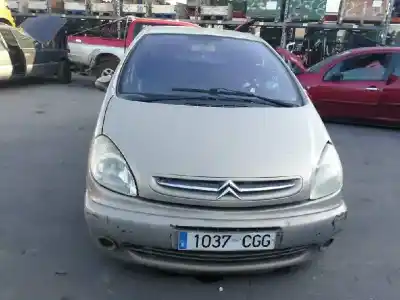 Vehicul casat citroen xsara picasso 2.0 hdi vivace al anului 2003 alimentat rhy