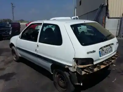 Veicolo di demolizione citroen saxo 1.1 sx dell'anno 2003 alimentato hfx