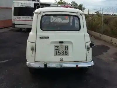 Veicolo di demolizione renault                                            4 berlina/familiar/furgoneta                                                                                                                                                                                                                               básico / l (r 1123)                                                                                                                                                                                                                                        dell'anno 1979 alimentato 81302
