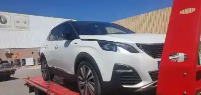 Veículo de Sucata peugeot 3008 gt line do ano 2018 alimentado 5g01