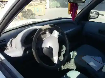 Veicolo di demolizione nissan micra (k11) básico (k11) dell'anno 1996 alimentato cg10