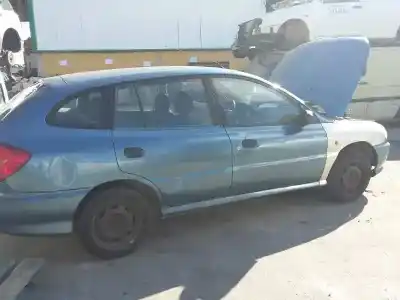 Vehicul casat kia rio ipanema berlina al anului 2002 alimentat a3e
