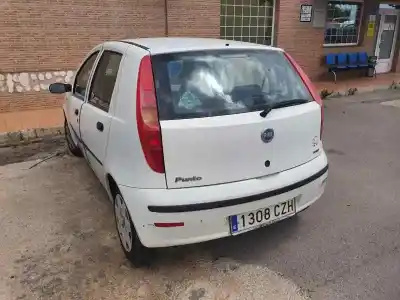 Vehículo de desguace FIAT PUNTO II BERLINA (188) 1.3 JTD Classic del año 2004 con motor 188A9000