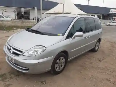 Scrapping Vehicle CITROEN C8 2.0 16V SX Automático of the year 2003 powered RFNEW10J4