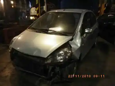 Veicolo di demolizione honda jazz (gd1/5) 1.4 ls dell'anno 2005 alimentato l12a1