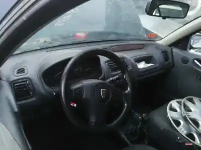 Scrapping Vehicle mg serie 25 (rf) comfort plus of the year 2001 powered 14k4f