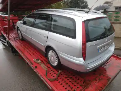 Veículo de Sucata citroen c5 break 2.2 hdi sx automático do ano 2002 alimentado 4hx