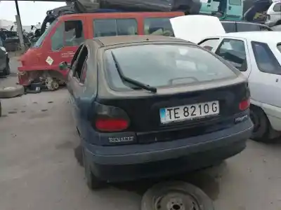 Утилизация автомобиля RENAULT MEGANE I BERLINA HATCHBACK (BA0) 1.6 года 1996 питание K7M702