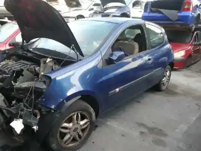 Scrapping Vehicle renault clio iii confort expression of the year 2006 powered k4jg7