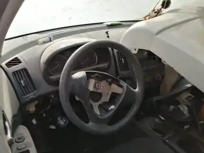 Veículo de Sucata hyundai i30 (gd) classic do ano 2010 alimentado d4fb