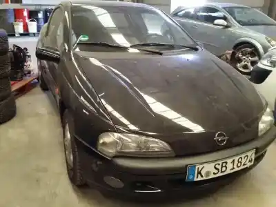 Veículo de Sucata opel tigra 1.4 16v do ano 1995 alimentado x14xe