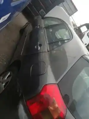 Veicolo di demolizione toyota corolla (e12) 1.6 16v dell'anno 2002 alimentato 3zzfe