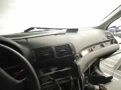 Veicolo di demolizione bmw serie 3 touring (e46) 2.0 16v diesel cat dell'anno 2001 alimentato 204d4