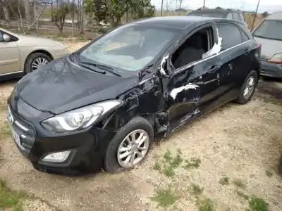 Veículo de Sucata hyundai i30 (gd) style do ano 2015 alimentado g4fd