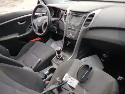 Veículo de Sucata hyundai i30 (gd) style do ano 2015 alimentado g4fd