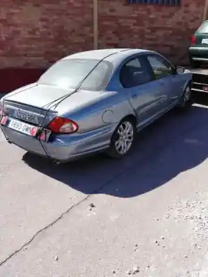 Scrapping Vehicle jaguar x-type i (x400) 2.5 v6 a las 4 ruedas of the year 2001 powered xb 2.5 v6 24v 196cv