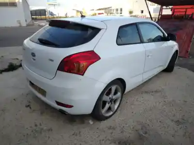 Veículo de Sucata kia pro_cee´d emotion do ano 2007 alimentado d4eaf