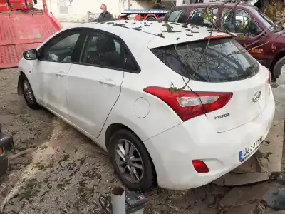 Veículo de Sucata hyundai i30 (gd) classic do ano 2012 alimentado d4fc